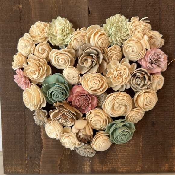 Rustic Modern Farmhouse Shabby Chic Square Multicolored Floral Heart Wood Art - Picture 2 of 7